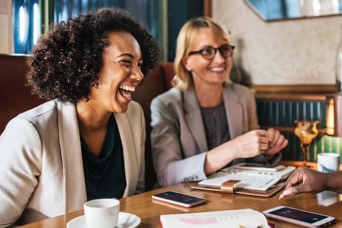 代孕匹配见面准备:与潜在代孕匹配见面时需要考虑的 8 个问题