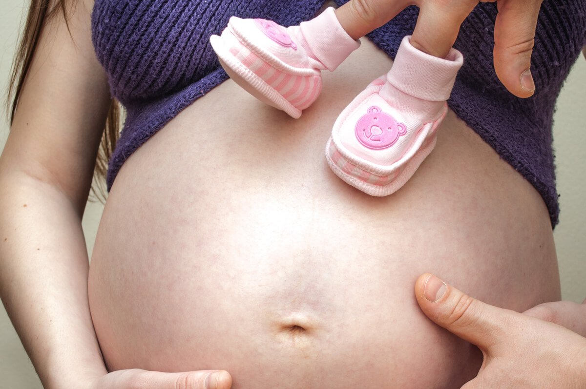 代孕药物和风险 - 美国代孕制造