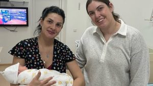 Ukraine war: Couple's bid to make safe home for surrogate mother ...
