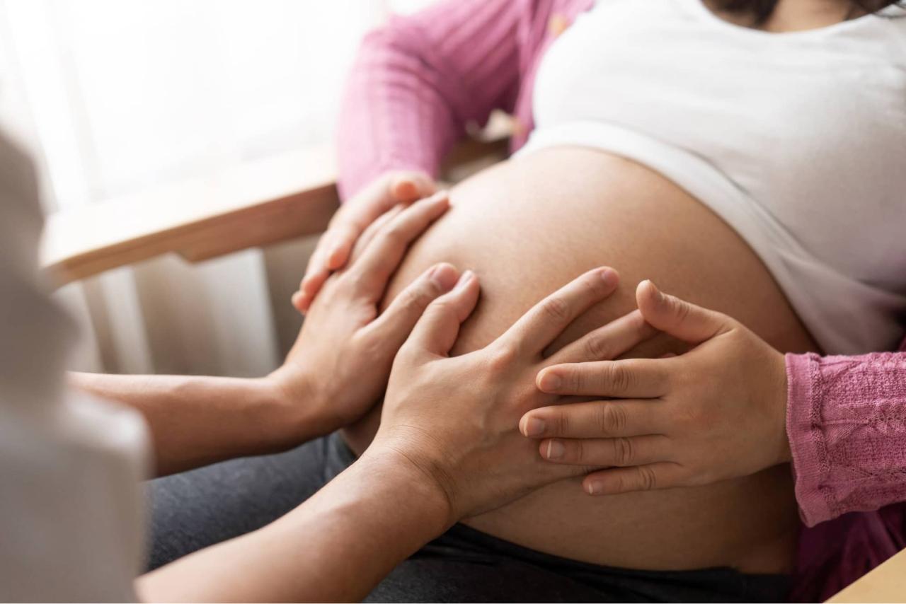 How does IVF surrogacy work?